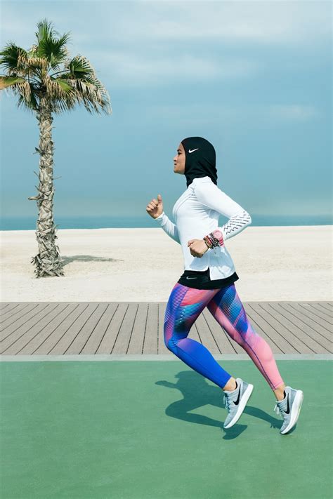 nike running hijab.